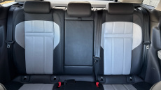 Land Rover Range Rover Evoque 1.5 P300e R-Dynamic SE 5dr Auto Hatchback